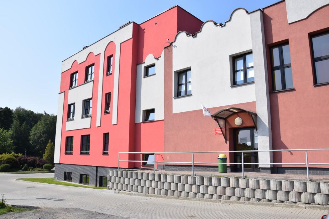 Rozbudowa budynku o dwa oddziały przedszkolne oraz salę wielofunkcyjną w obiekcie wielofunkcyjnym