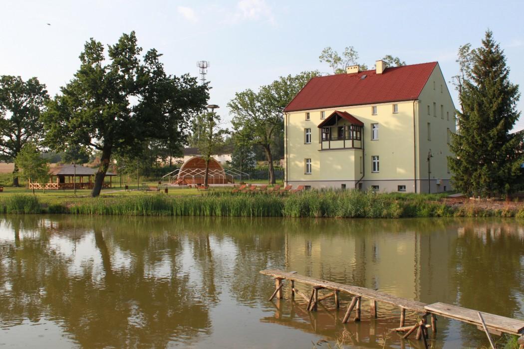 Rewitalizacja dworu w Łukowie Śląskim- adaptacja budynku przy ul. Dworskiej 20