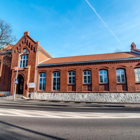 Galeria Stara Łaźnia - rewitalizacja budynku starej łaźni na osiedlu TAZ w Zawierciu